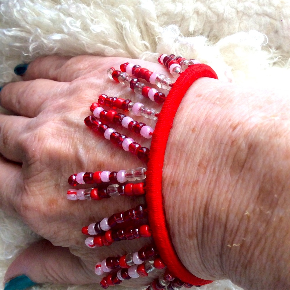 Stretch bracelet/Scrunchie beaded vintage artisan